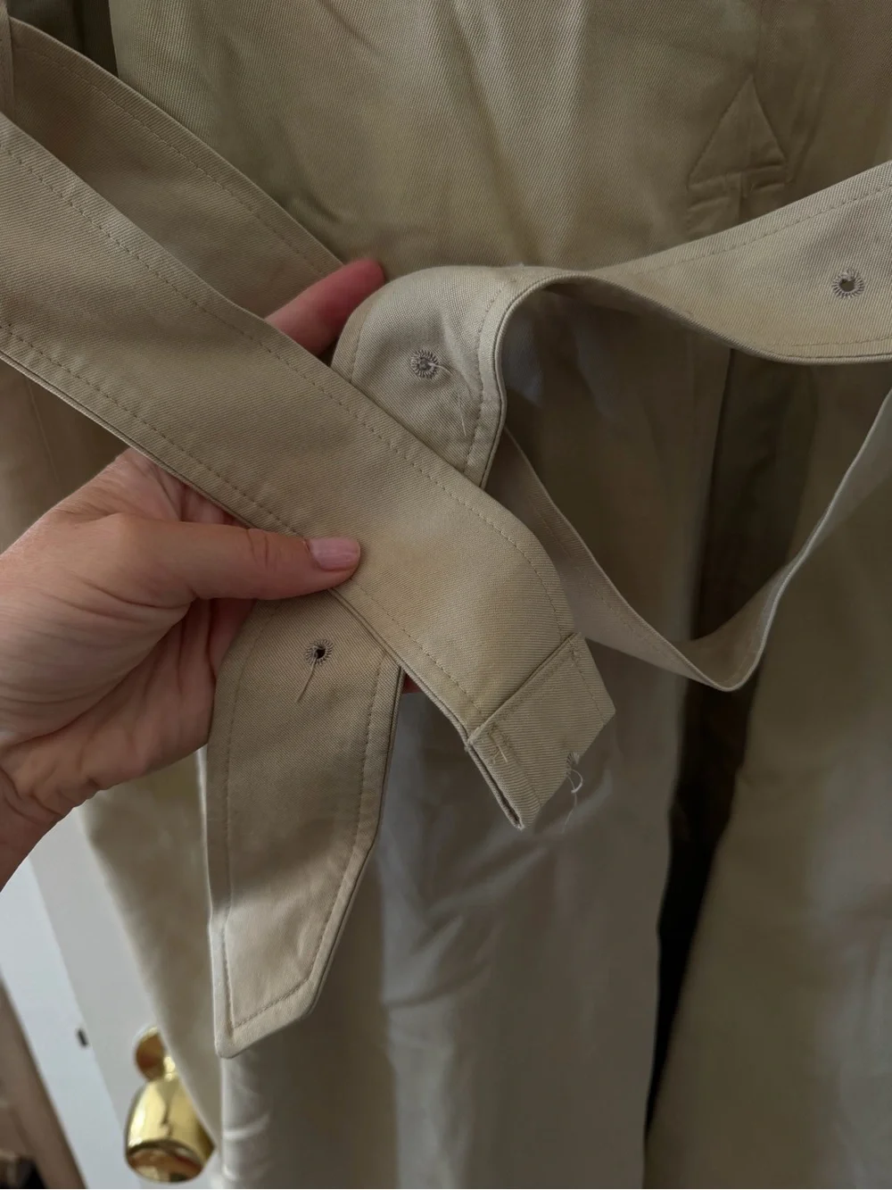 Burberry’s Beige Trench Coat - Picture 11 of 16